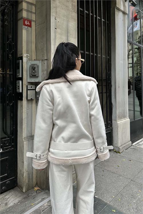 Kadın Bej Kemerli Fermuarlı Kürk Detaylı Süet Mont HSZ007 