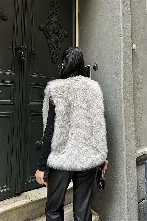 Kadın Gri Astarlı Kolsuz Kürk Yelek HSZ009 