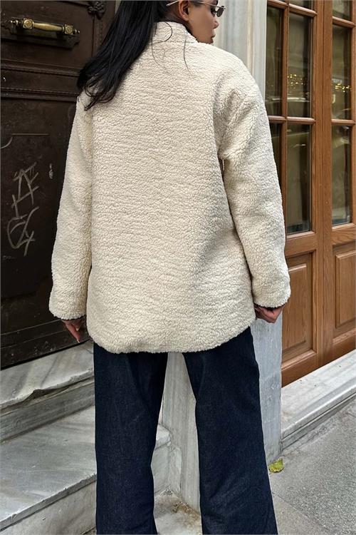 Kadın Bej Peluş Oversize Düğmeli Ceket HSZ026 