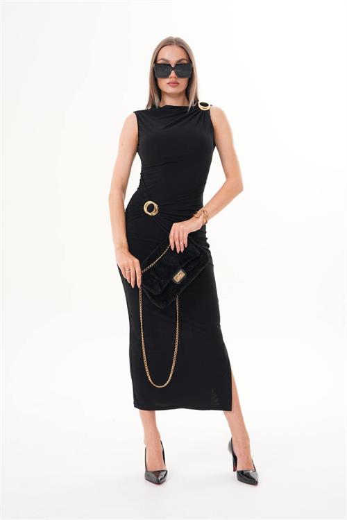 Kadın Siyah Omuz ve Ön Gold Toka Aksesuarlı Drapeli Sandy Kumaş Midi Elbise HSZ070 