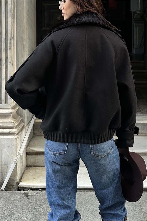Kadın Siyah Kürk Yaka Detaylı Oversize Mont Cepli HSZ021 
